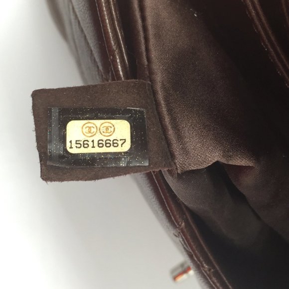 ❗️Sold❗️Chanel Lambskin flap Maxi size Flap - Brown - Picture 8 of 17